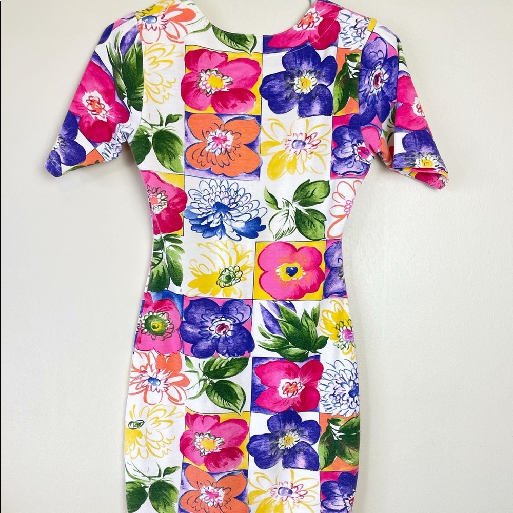 Vintage Express Tricot Colorful Floral bodycon stretchy dress - Picture 6 of 9